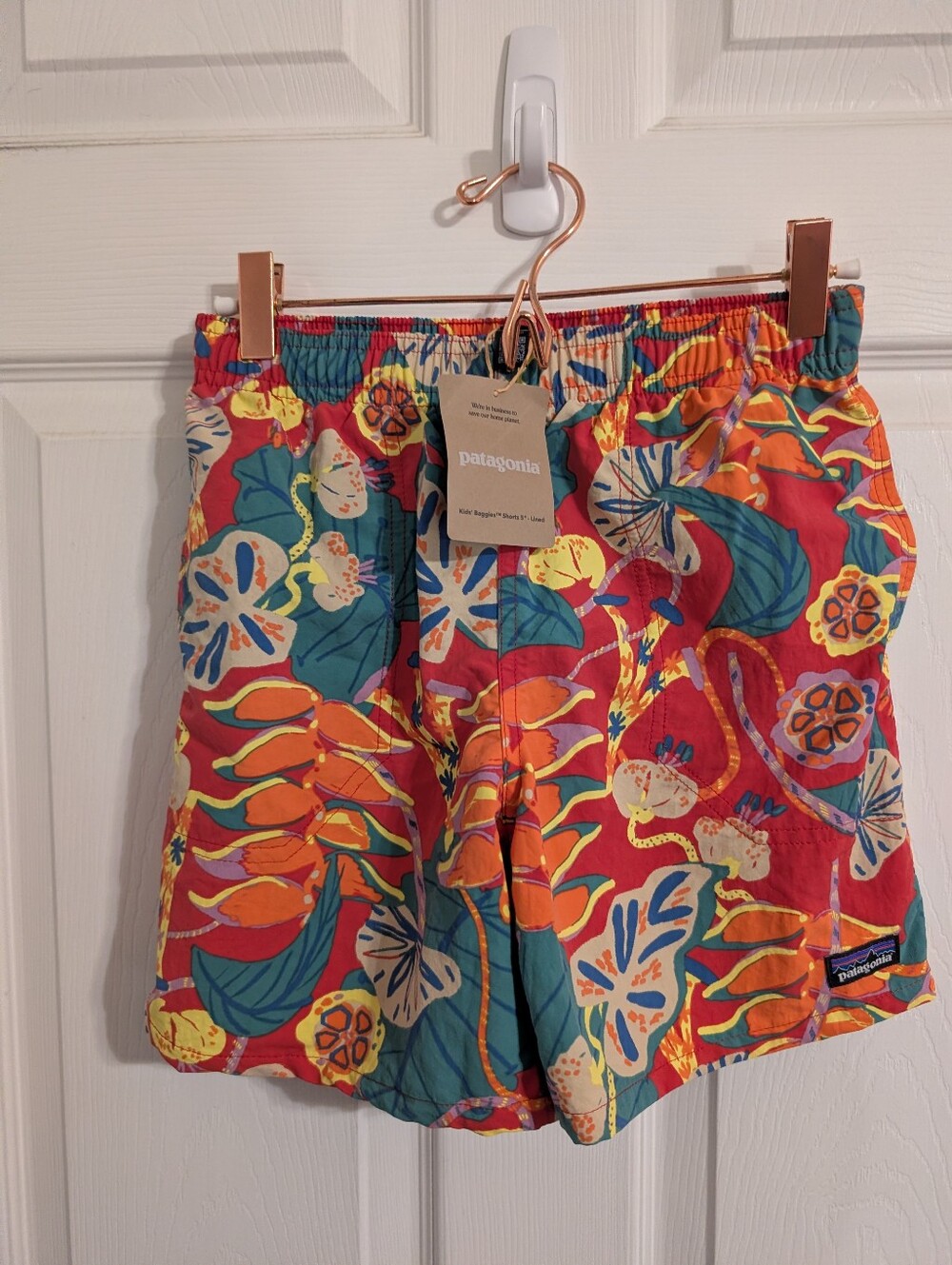New Patagonia Kids Baggies Shorts 5" Lined Orange Boys Size Large (12) NWT